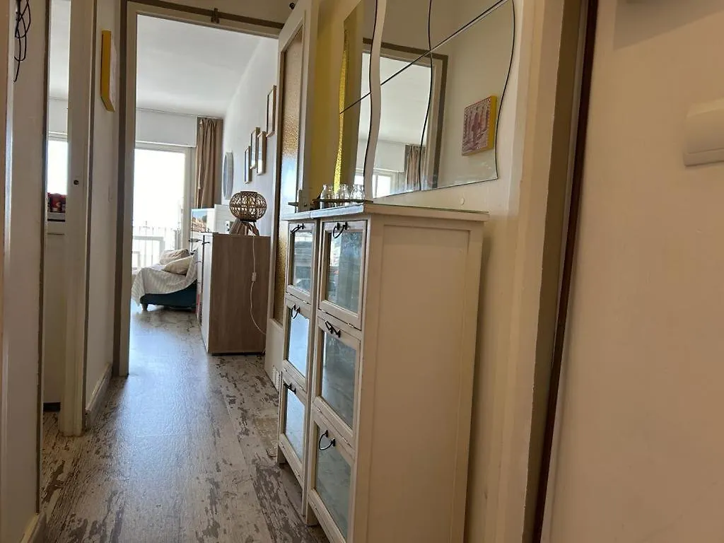 Mikbero 404 Apartman Palamós